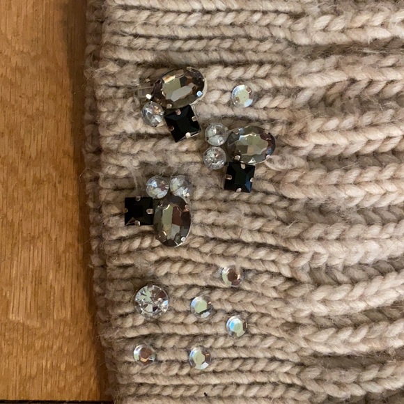 Elegant wool beanie - Picture 2 of 4